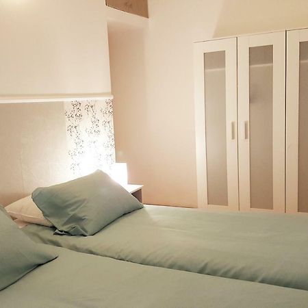 Apartman Kyra Pola Esterno foto