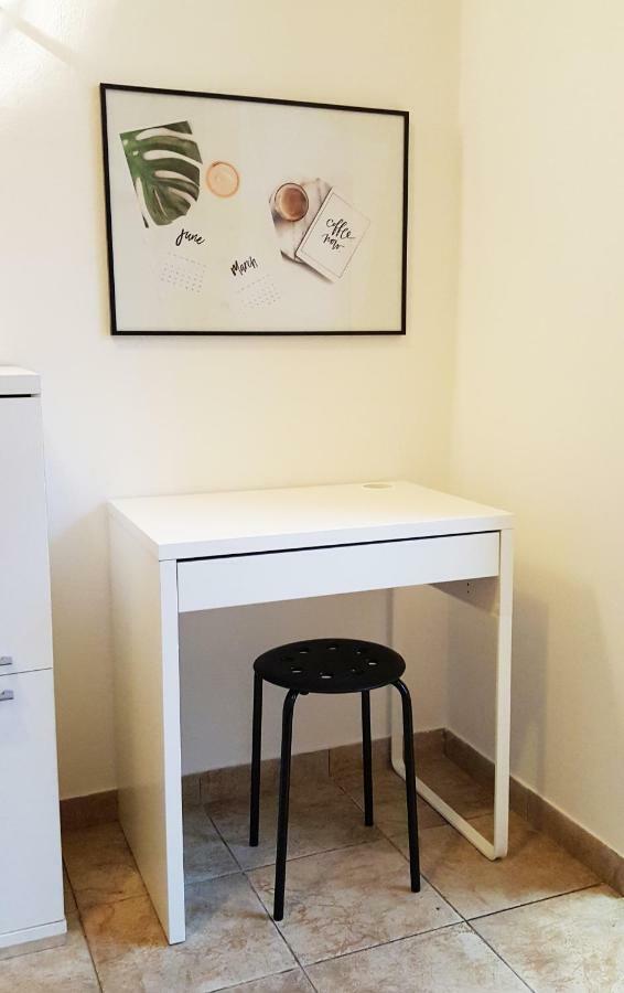 Apartman Kyra Pola Esterno foto