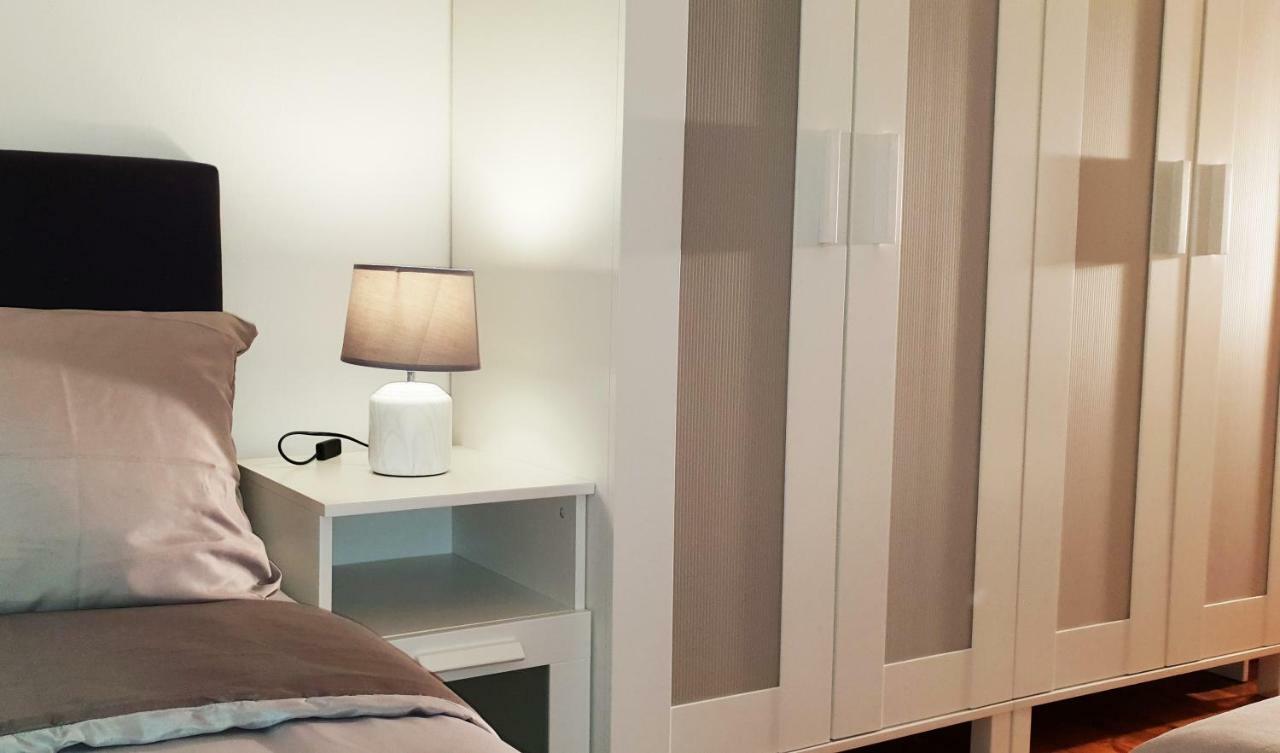 Apartman Kyra Pola Esterno foto